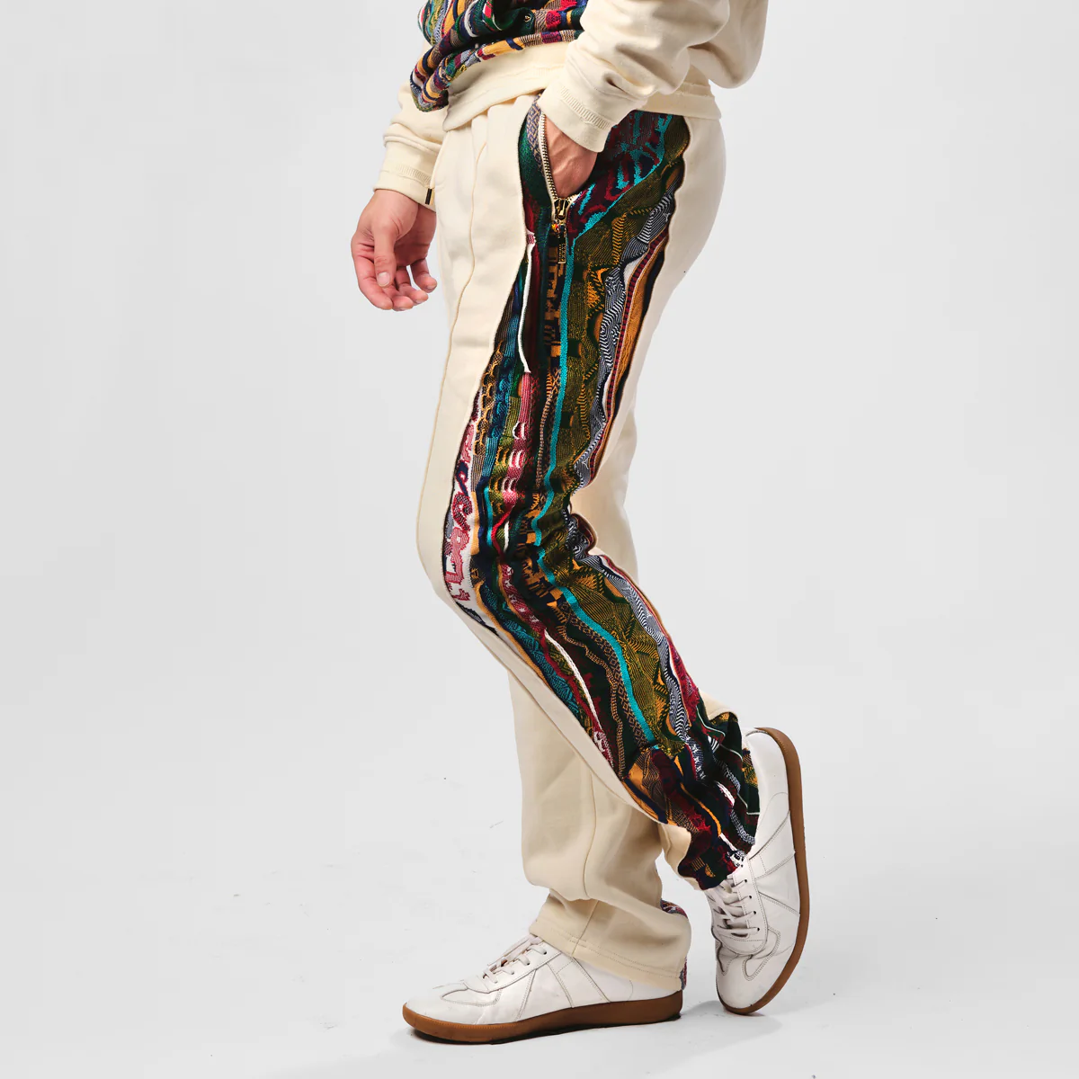 COOGI Sweater Pieced Fleece Jogger - Classic - Image 2